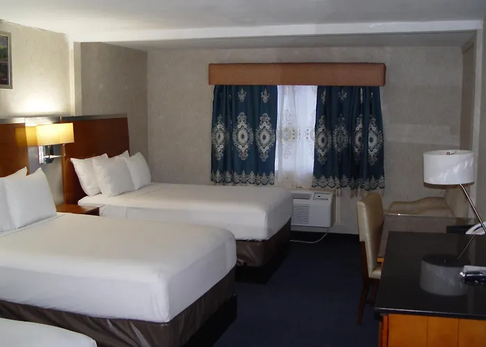 Hilltop Hotel