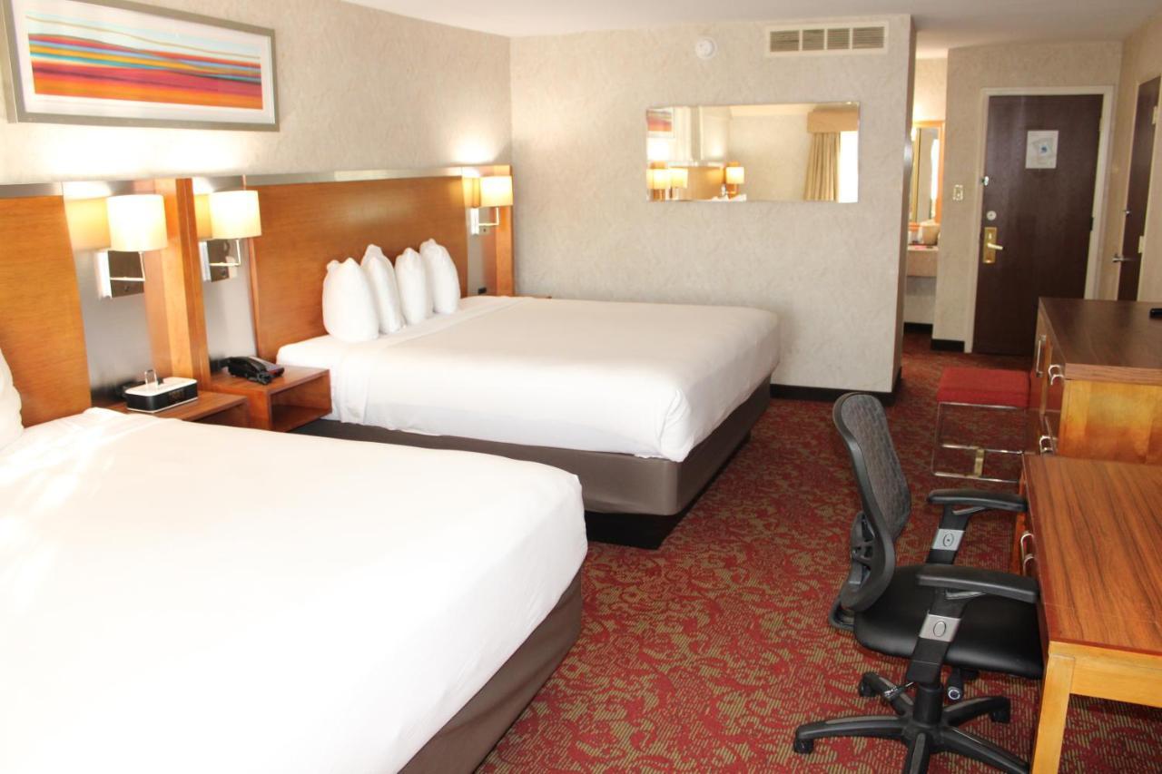 Hotel Hilltop 4*