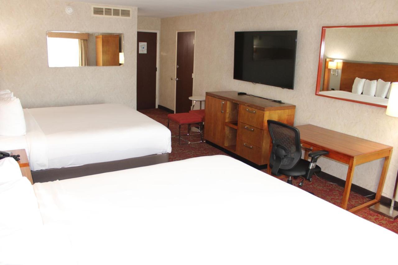 Hilltop Hotel