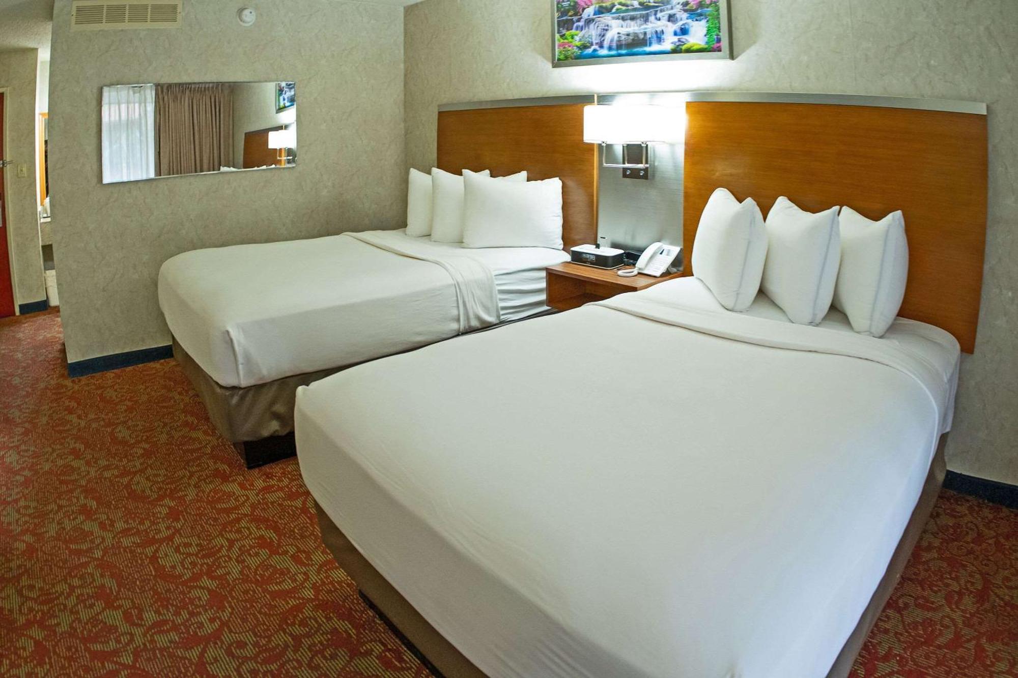 Hotel Hilltop